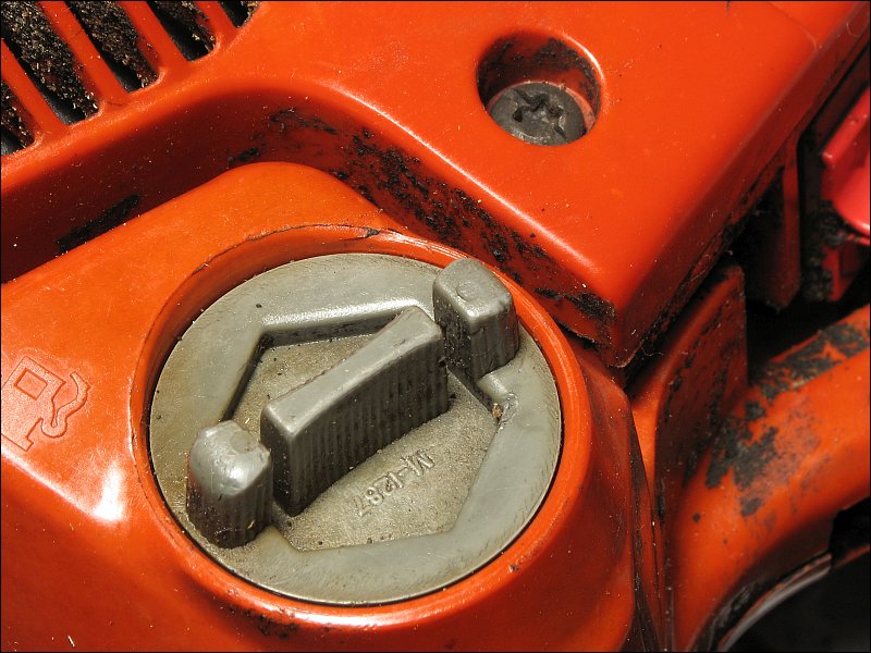 fuel filler cap with markings to show it's for fuel